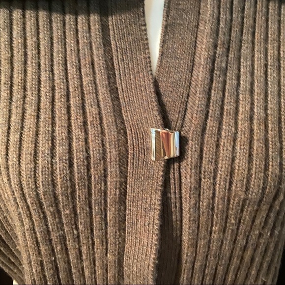 Merser and Madison Olive  Sweater - Picture 3 of 5